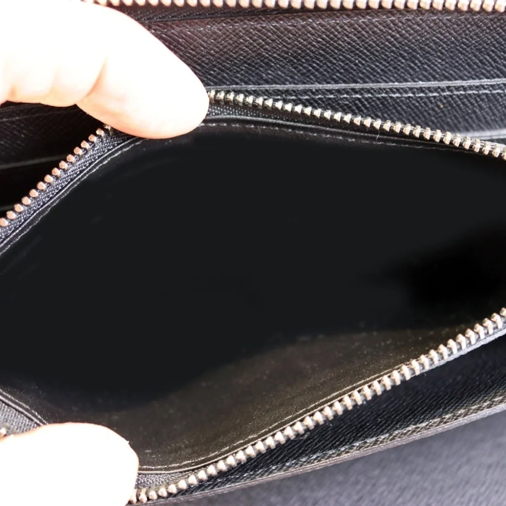 LOUIS VUITTON Black Zippy Organizer Epi Noir Long Wallet - Black Leather EUC